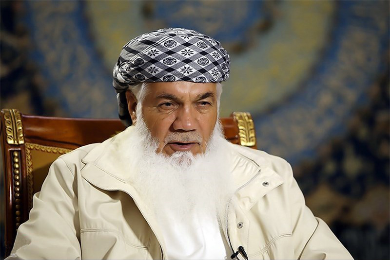 اسماعیل خان: سنگر حسیب پنجشیری خالی نخواهد ماند