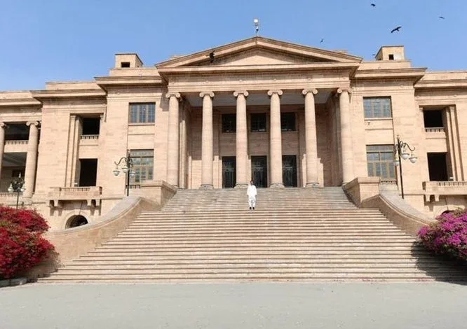 دادگاه پاکستان مانع بازگشت دانشجویان افغانستانی شد