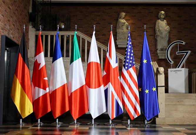 دیپلمات اروپایی: احساس میکنیم داریم به بیابان آب میپاشیم