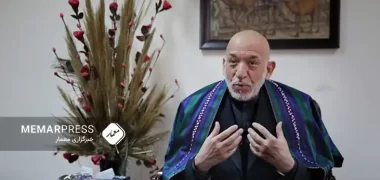 تأکید حامد کرزی بر بازگشایی مراکز آموزشی به روی دختران در افغانستان