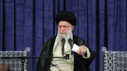 آیت الله خامنه ای : بر همه مسلمانان واجب است تا از حزب الله حمایت کنند