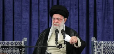 آیت الله خامنه ای : بر همه مسلمانان واجب است تا از حزب الله حمایت کنند