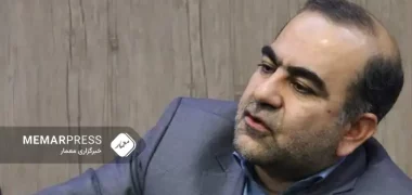 ایران از آغاز روند افتتاح حساب برای شهروندان خارجی دارای برگه سرشماری و پاسپورت خانواری خبر داد