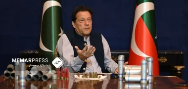 عمران خان: طالبان در وضعیت تحریم به درخواست رفع ممنوعیت تحصیل دختران پاسخ مثبت نمی‌دهد