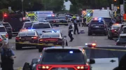 تیراندازی در آرکانزاس آمریکا ۱۳ نفر کشته و زخمی برجای گذاشت
