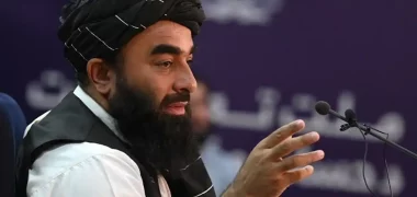 ذبیح‌الله مجاهد: ادعای مداخله حاکمیت افغانستان در روند توزیع کمک‌ها به مردم نادرست است
