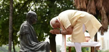 اظهارات جنجالی نخست‌وزیر هند درباره گاندی