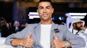 کریستیانو رونالدو، اولین فوتبالیست میلیاردر جهان