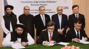 امضا توافقنامه با پاکستان و اوزبیکستان حاکمیت از امضا توافقنامه با پاکستان و اوزبکستان روی مسیر خط آهن افغان-ترانس خبر داد