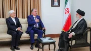 رهبر ج.ا.ایران : باید از انزوای زبان فارسی جلوگیری کرد