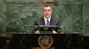 رئیس‌جمهور قرقیزستان خواستار پایان انزوای مالی افغانستان شد