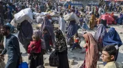سازمان بین المللی مهاجرت: افغانستان هم‌زمان گرفتار سه بحران عمده است