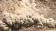 شاهراه کابل ـ جلال‌آباد در پی لغزش کوه مسدود شد