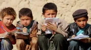 بحران جهانی آموزش؛ یونسکو : دستکم ۲۵۱ میلیون کودک از مکتب محروم‌اند