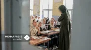 شماری از معلمان زن در افغانستان از تدریس به واکس زدن کفش، فروش نان و گدایی