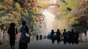روز جهانی دختر؛ سفارت بریتانیا: در کنار دختران افغانستان ایستاده‌ایم