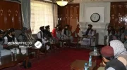والی طالبان در بلخ دیدار والی طالبان در بلخ با بازماندگان انتحاریها